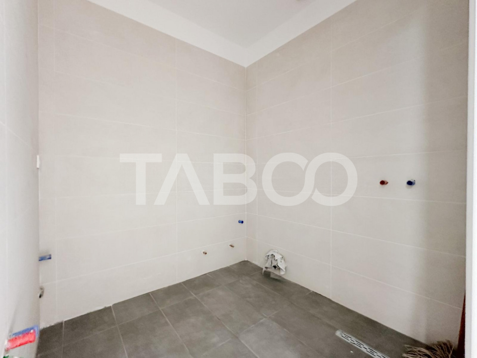 Apartament cu 4 camere pe 2 nivele in vila noua cu parcare