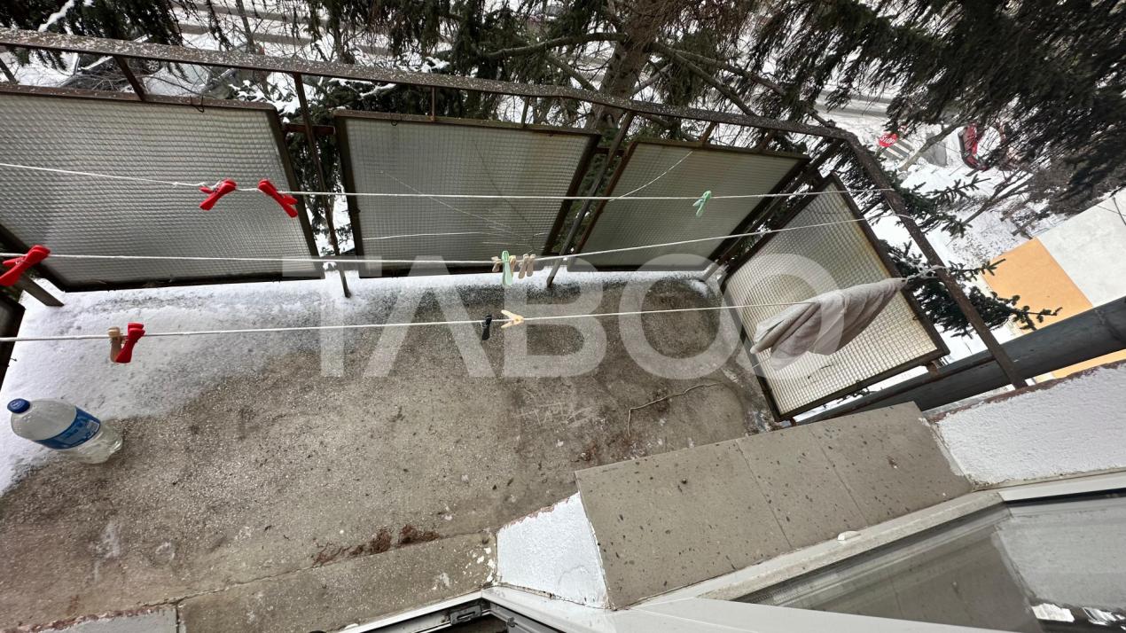 Apartament cu balcon 2 camere si Pivnita zona Mihai Viteazul Sibiu