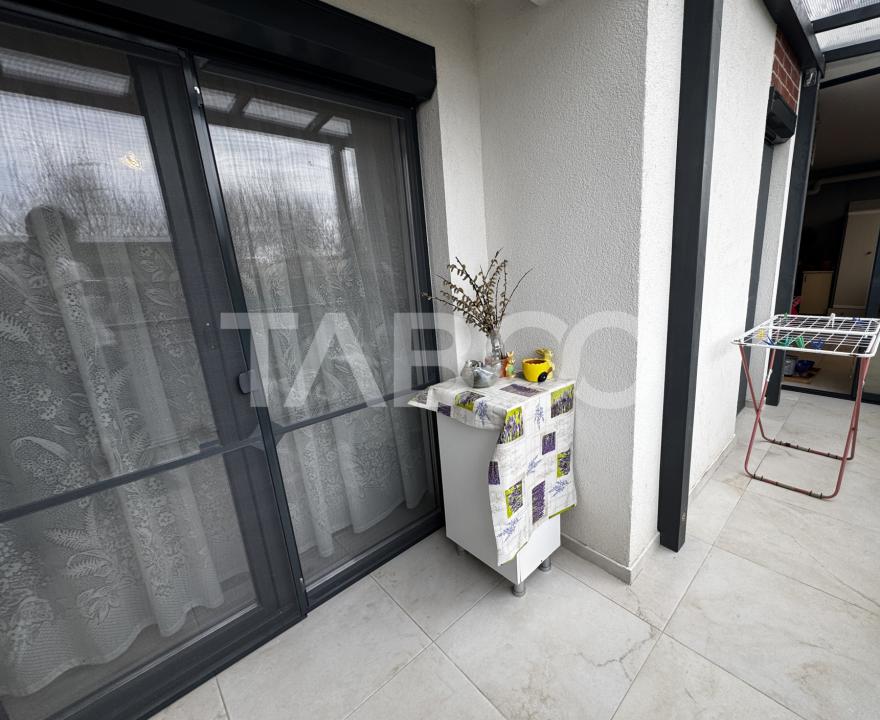 Apartament cu gradina 63 mp 3 camere 2 parcari si boxa Turnisor Sibiu