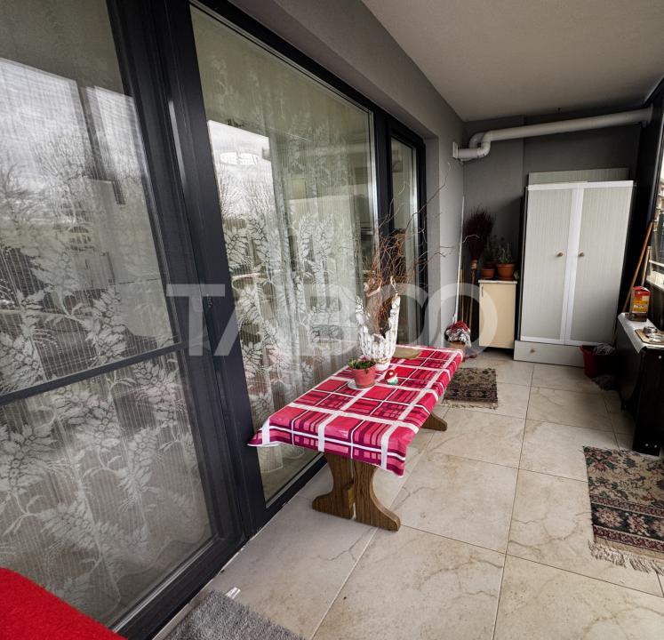 Apartament cu gradina de 63 mp 3 camere 2 parcari boxa Turnisor Sibiu