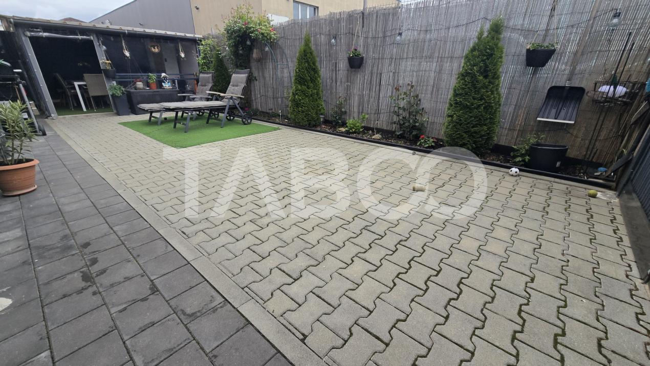 Apartament cu gradina de 85mp si 3 camere de vanzare Calea Surii Mici