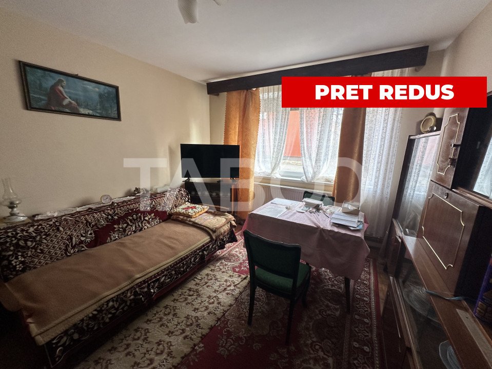  Apartament cu potential de investitie 3 camere 70 mpu etaj parter  in Fagaras - 13 Decembrie