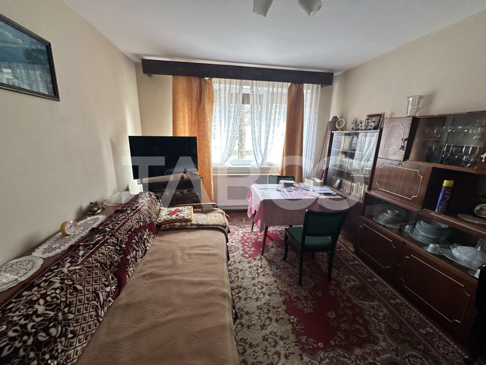  Apartament cu potential de investitie 3 camere 70 mpu etaj parter 