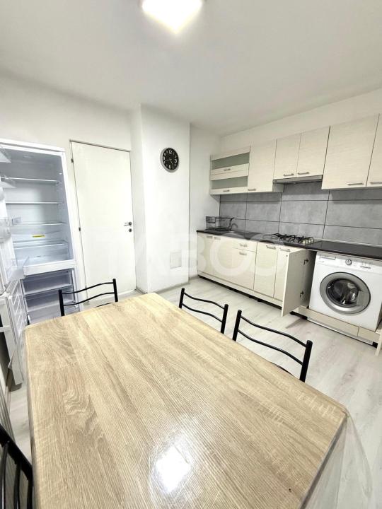 Apartament de inchiriat 2 camere 2 balcone complet mobilat si utilat