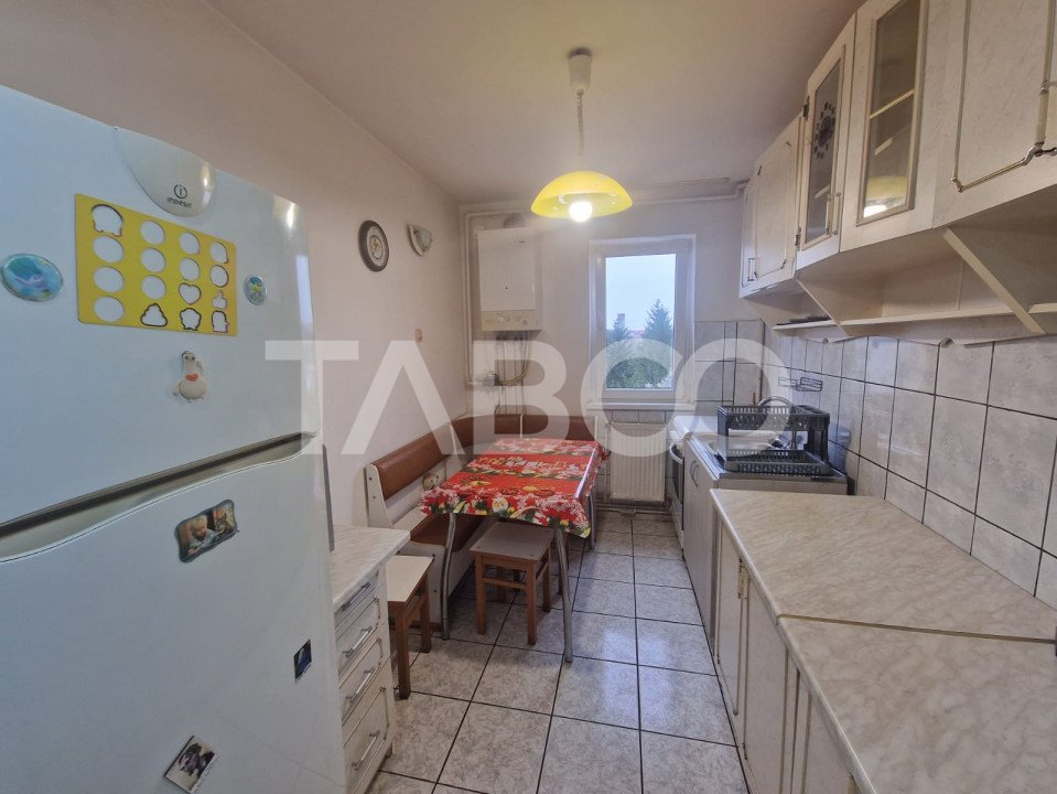 Apartament de inchiriat 2 camere 43mpu mobilat cu balcon Rahovei Sibiu