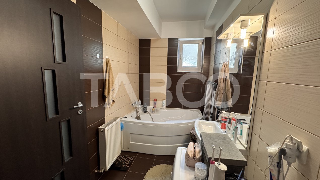 Apartament de inchiriat 2 camere 50mp mobilat utilat balcon Alma Sibiu