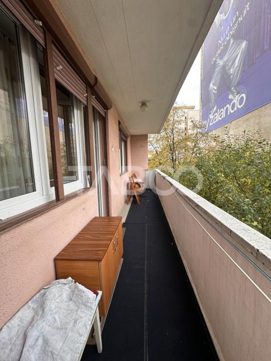 Apartament de inchiriat 2 camere balcon decomandat zona Mihai Viteazul