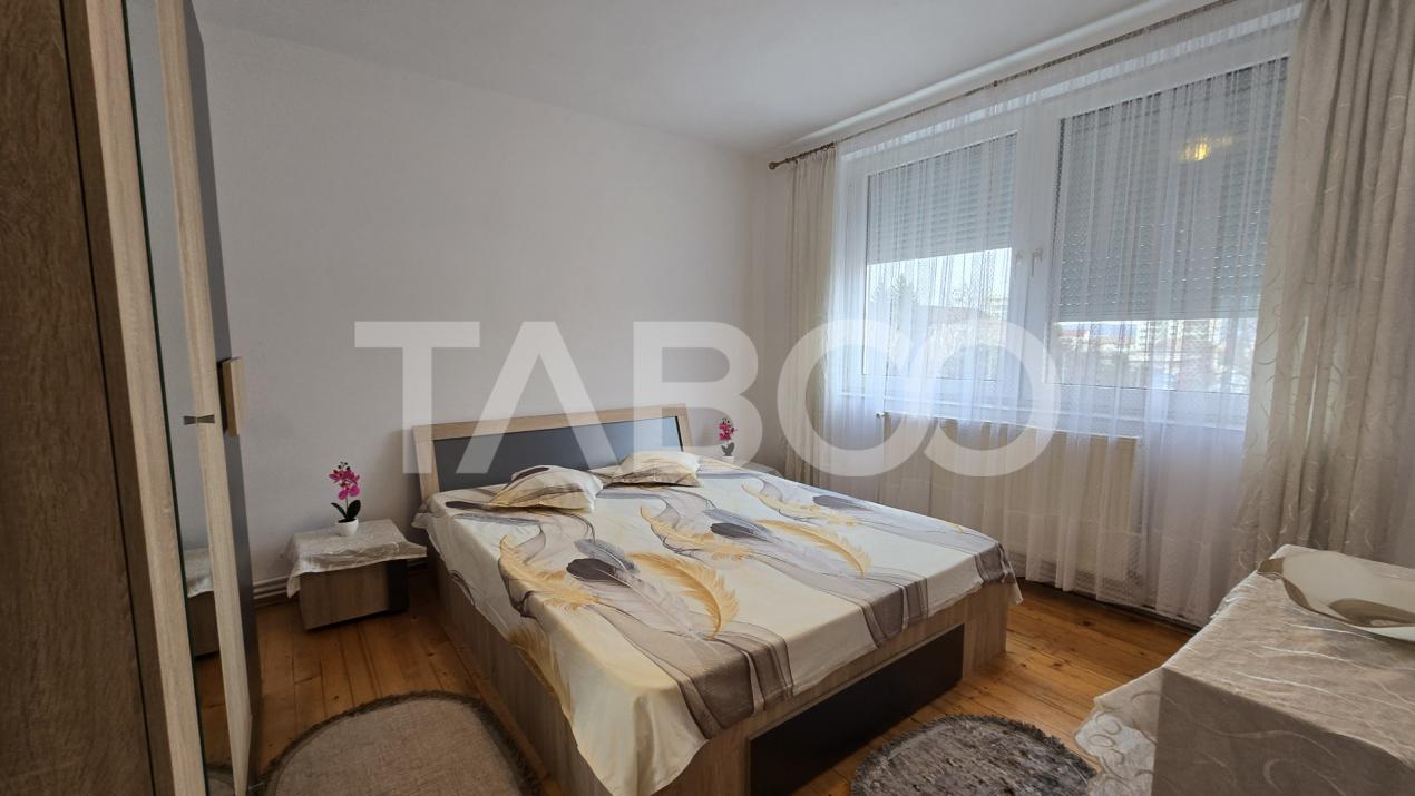 Apartament de inchiriat 2 camere bloc cu lift Mihai Viteazul