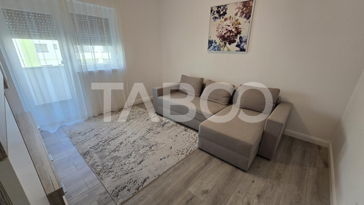 Apartament de inchiriat 2 camere cu balcon si parcare zona Tineretului