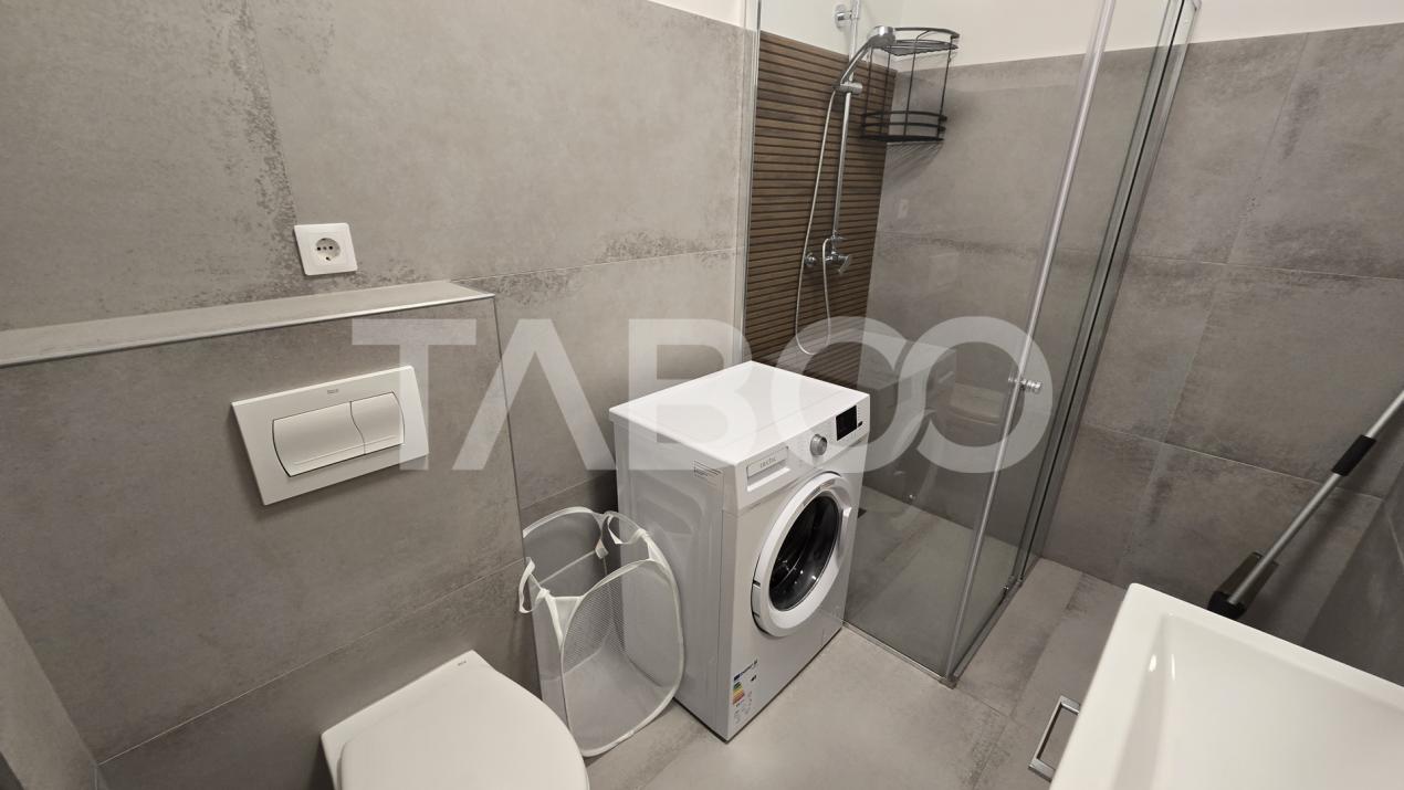 Apartament de inchiriat 2 camere cu balcon si parcare zona Tineretului