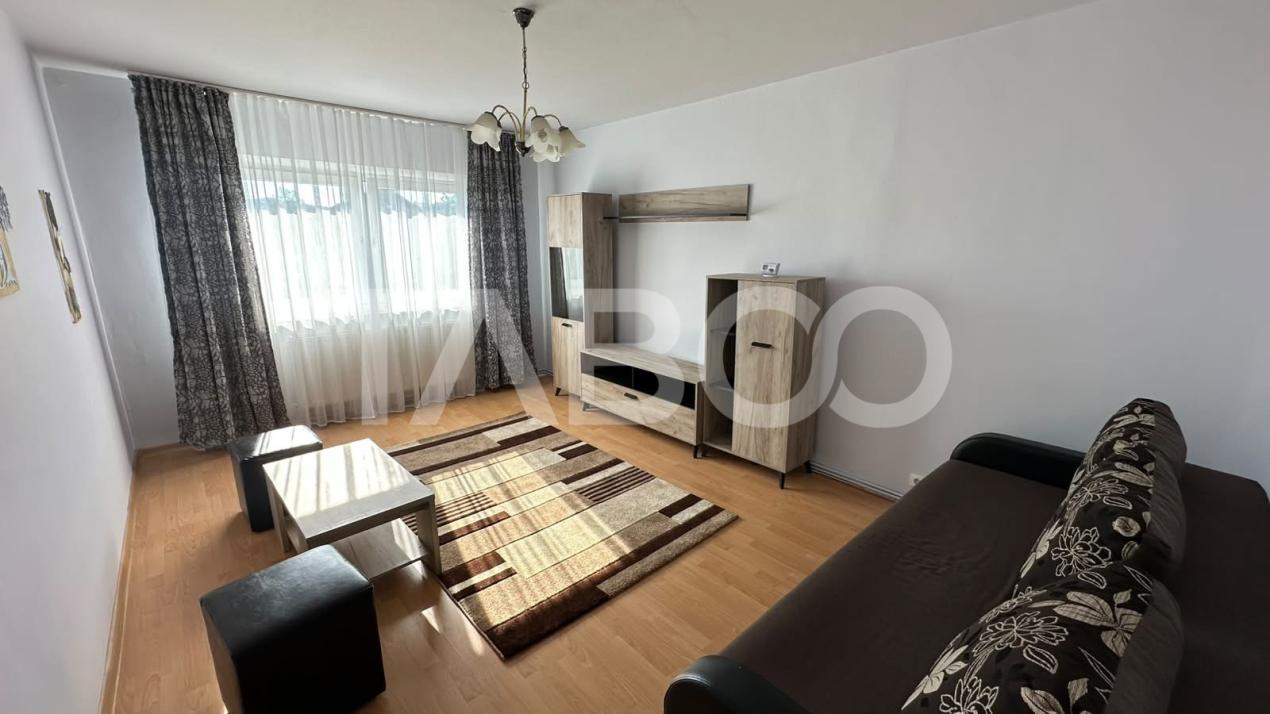 Apartament de inchiriat 2 camere decomandat balcon zona Strand Sibiu 