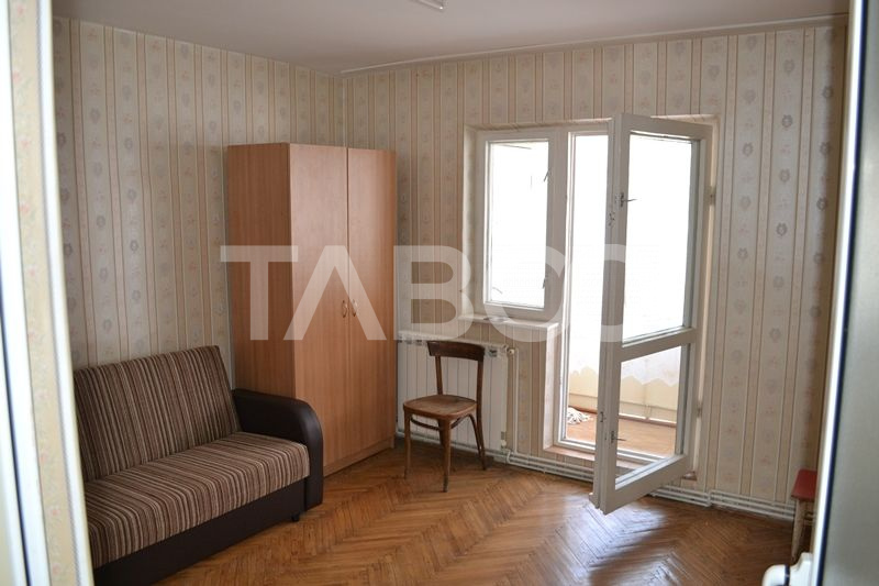 Apartament de inchiriat 2 camere decomandate balcon Central Sibiu