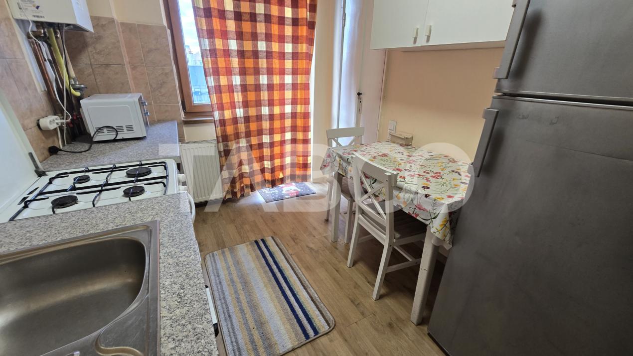 Apartament de inchiriat 2 camere decomandate balcon zona Dioda