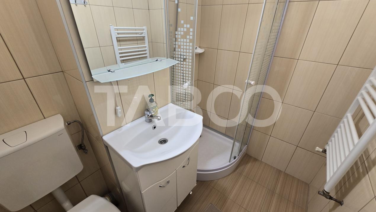 Apartament de inchiriat 2 camere decomandate balcon zona Dioda