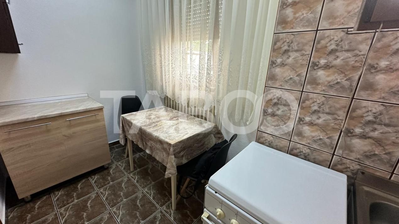 Apartament de inchiriat 2 camere decomandate zona Turnisor Sibiu