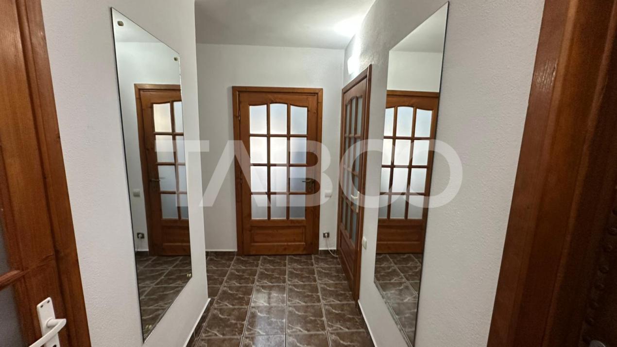 Apartament de inchiriat 2 camere decomandate zona Turnisor Sibiu