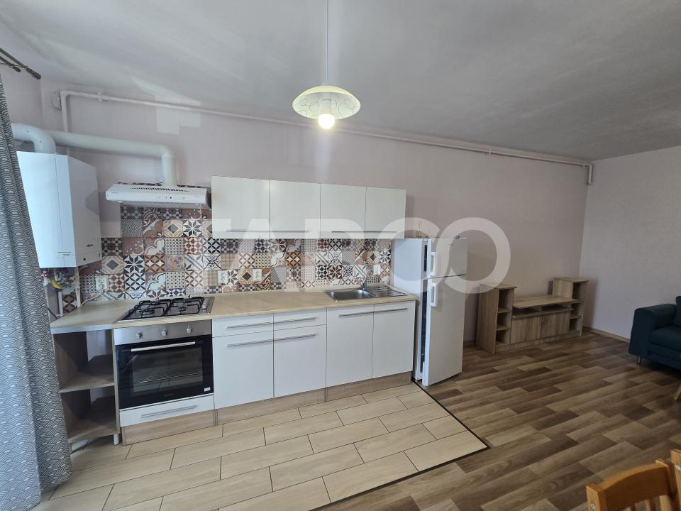 Apartament de inchiriat 2 camere etaj 2 balcon 7m in City Rezidence