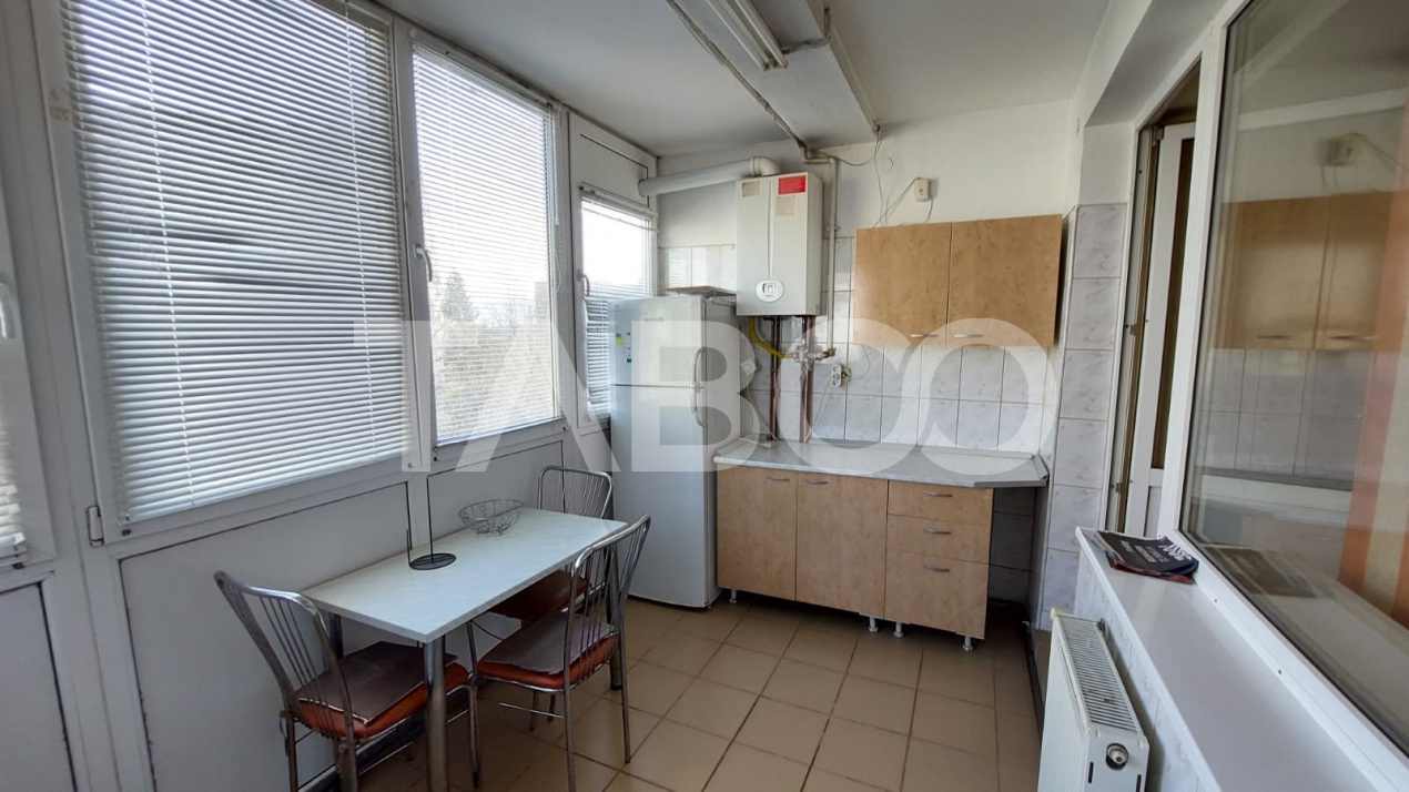 Apartament de inchiriat 2 camere etaj 2 cu parcare proprie C.Dumbravii