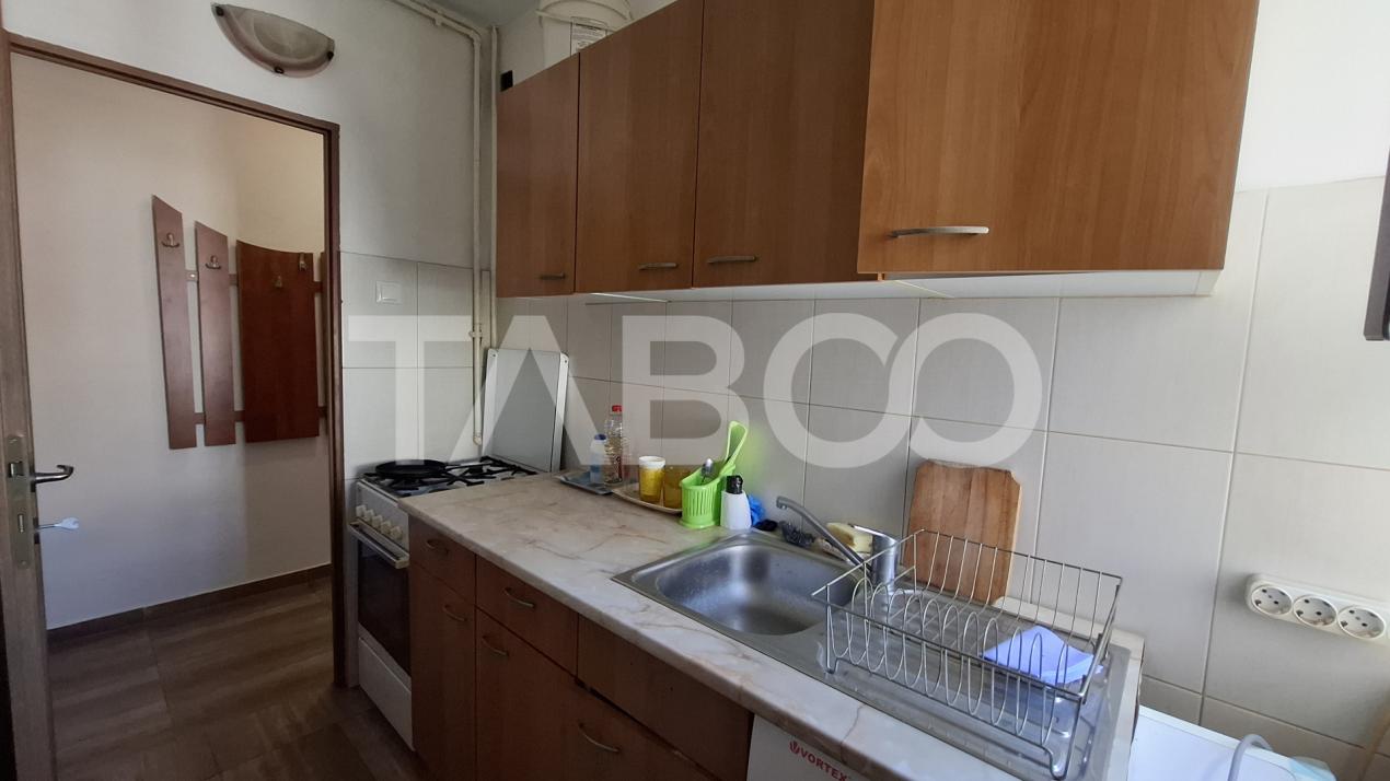 Apartament de inchiriat 2 camere etaj intermediar Mihai Viteazul Sibiu