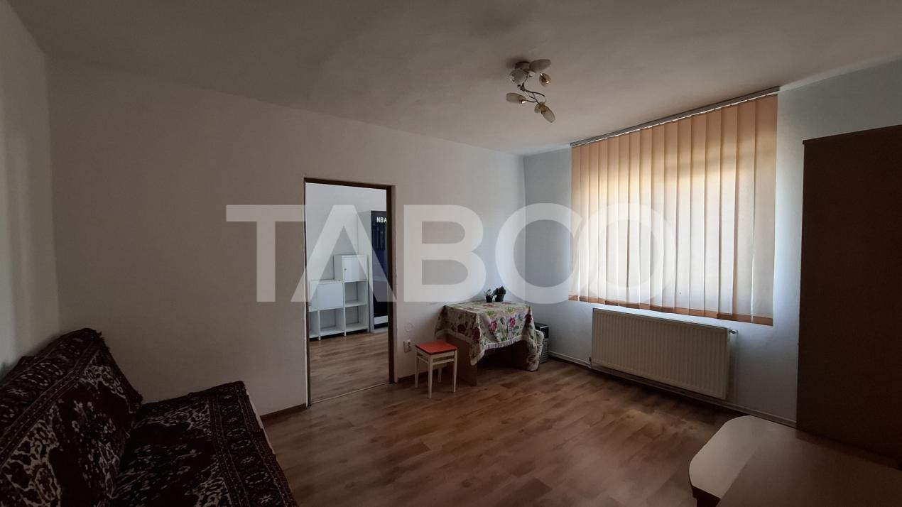 Apartament de inchiriat 2 camere etaj intermediar Mihai Viteazul Sibiu