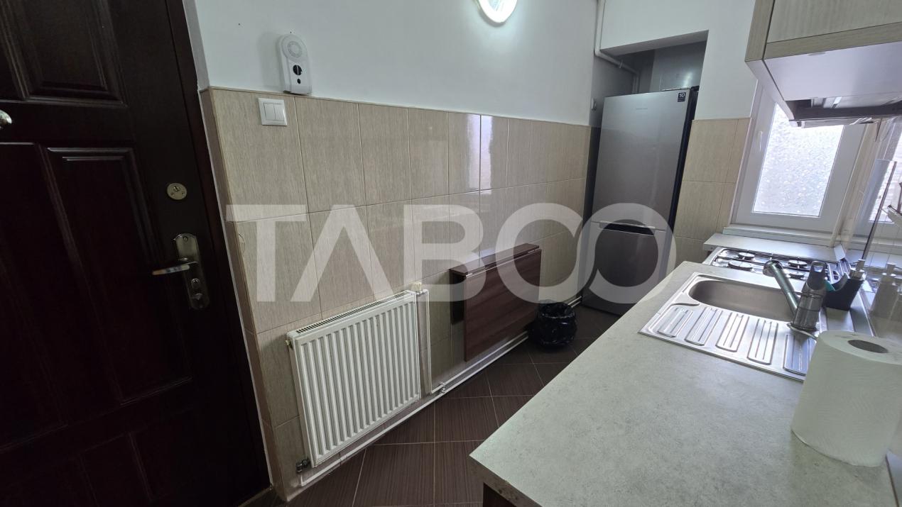 Apartament de inchiriat 2 camere mobilate utilate in Vasile Aaron