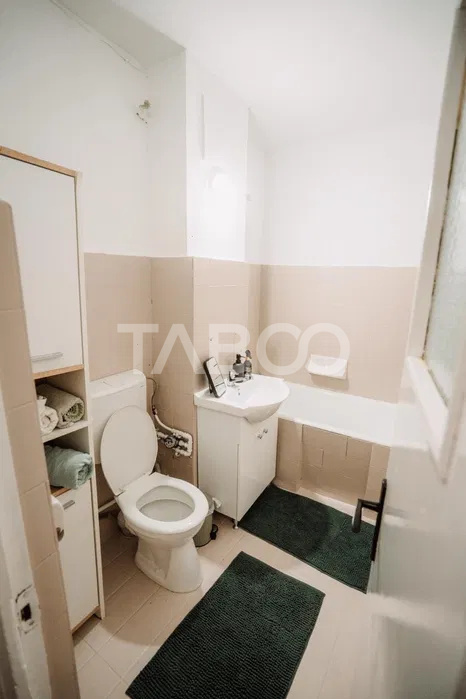 Apartament de inchiriat 2 camere mobilate utilate zona Strand