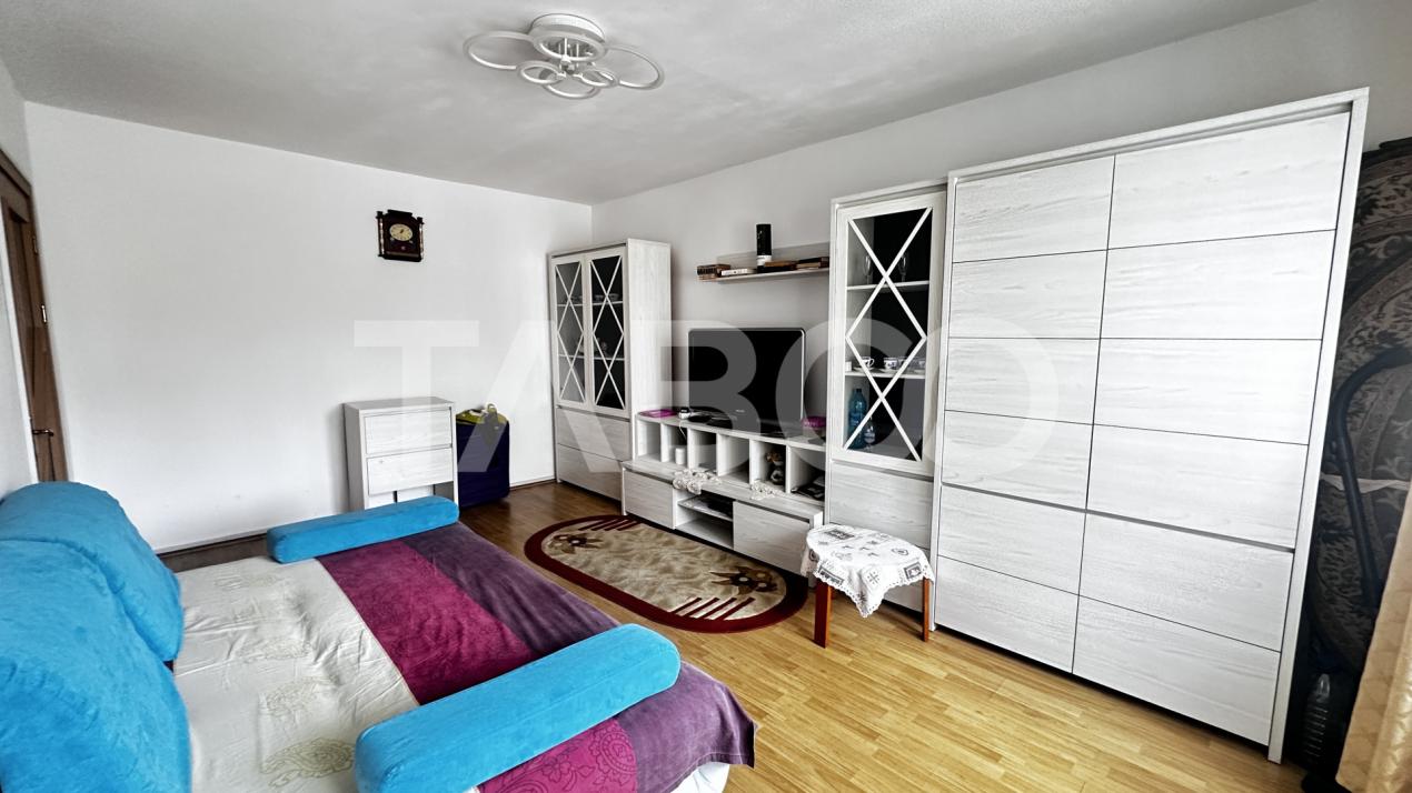 Apartament de inchiriat 2 camere utilate mobilate zona Vasile Aaron in Sibiu - Muncel