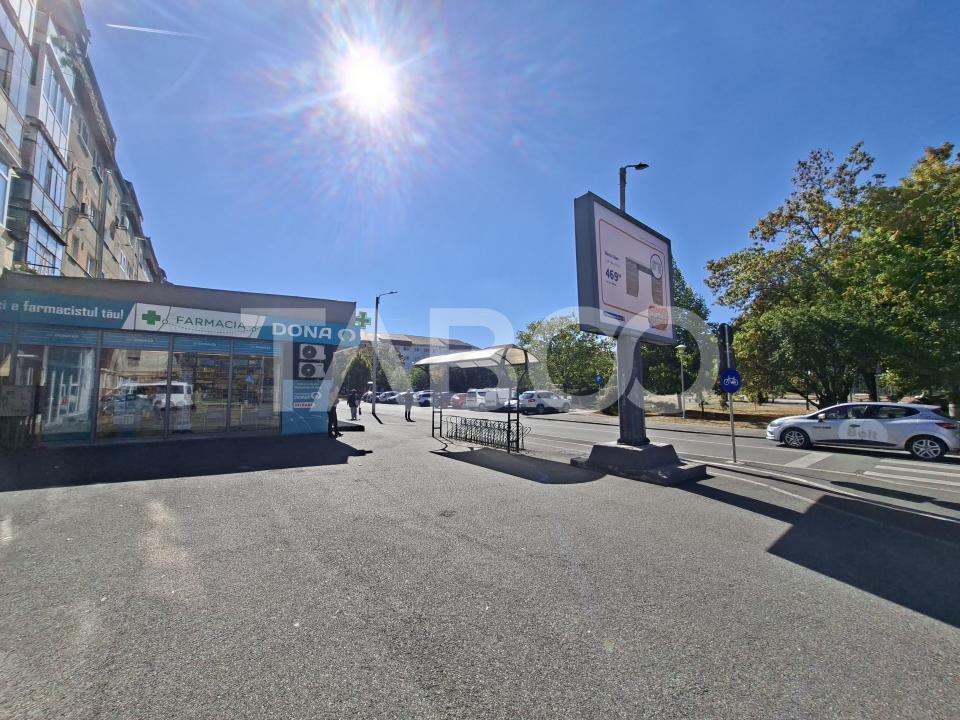 Apartament de inchiriat 2 camere zona Strand etaj 3 bucatarie separata