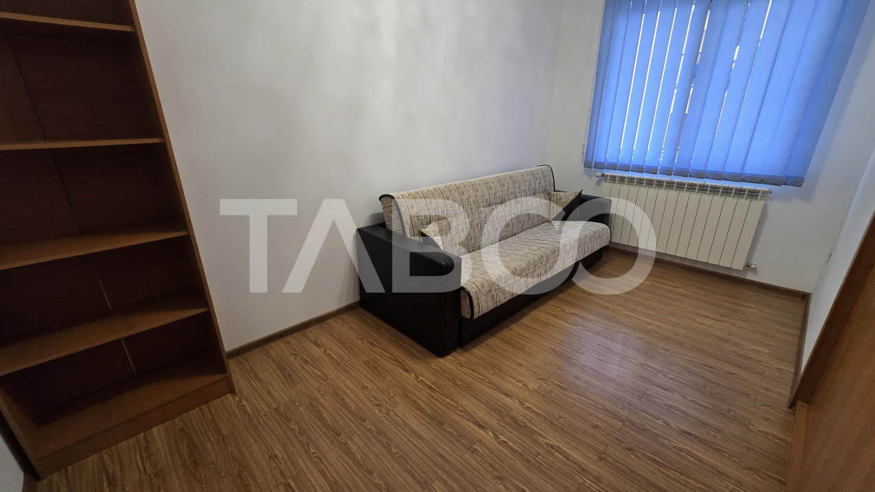 Apartament de inchiriat 2 dormitoare balcon Mihai Viteazul