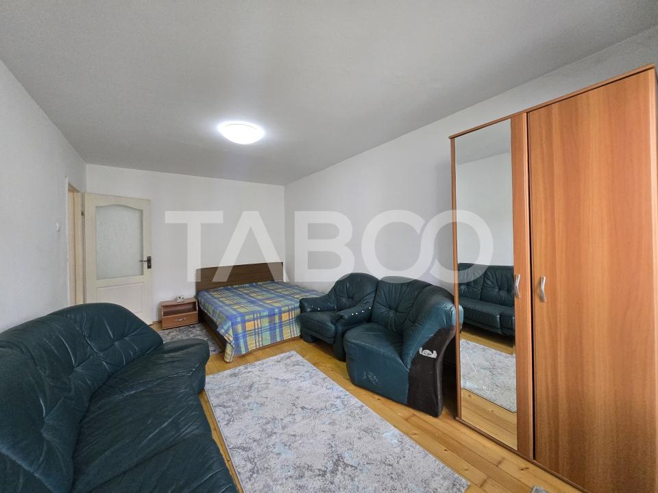 Apartament de inchiriat 2 dormitoare decomandat Vasile Aaron Sibiu