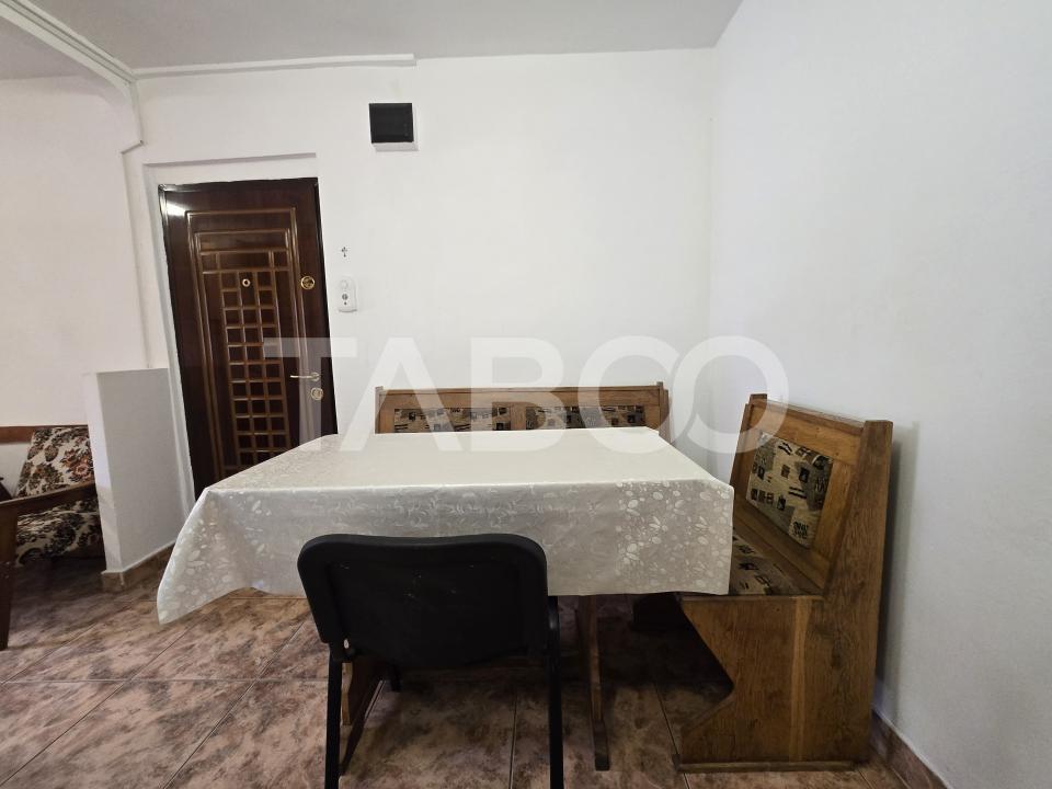 Apartament de inchiriat 2 dormitoare decomandat Vasile Aaron Sibiu