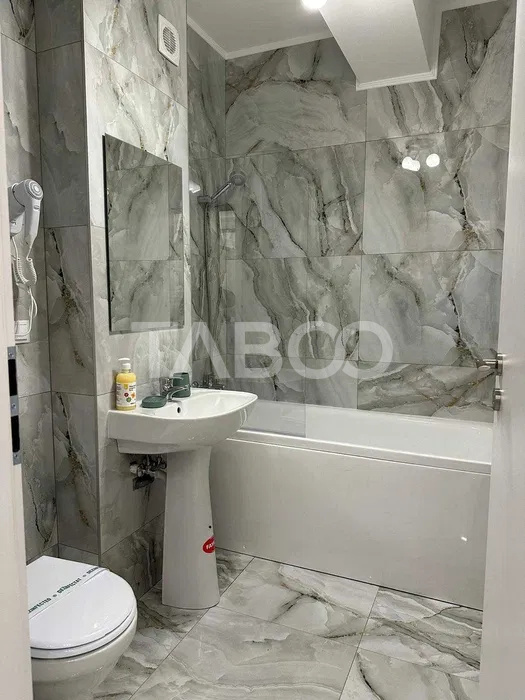 Apartament de inchiriat 3 camere 102 mpu balcon 2 bai 