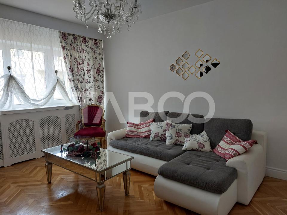 Apartament de inchiriat 3 camere 2 bai aproape de parc Valea Aurie