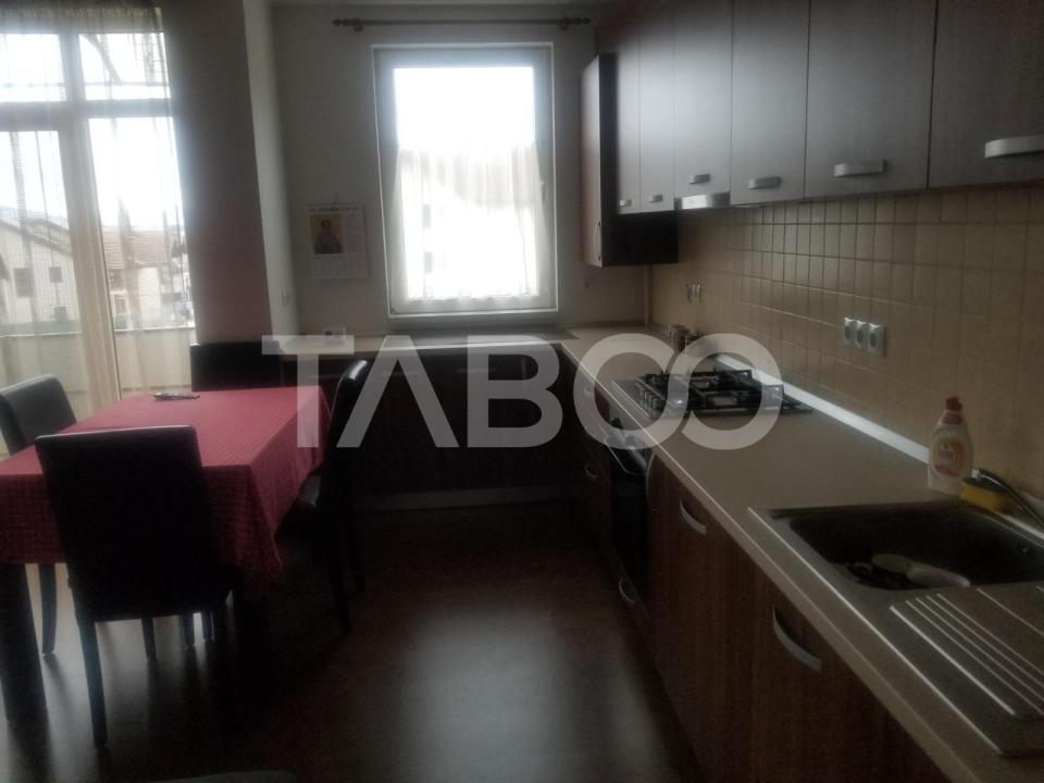 Apartament de inchiriat 3 camere 2 balcoane 60 mpu Selimbar Sibiu