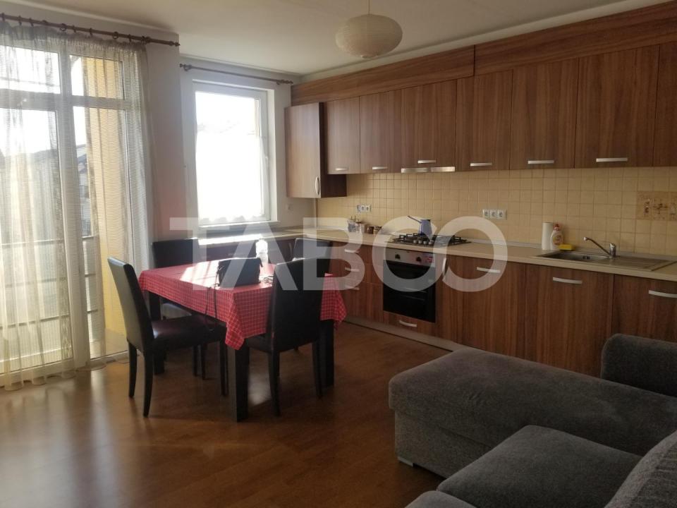 Apartament de inchiriat 3 camere 2 balcoane 60 mpu Selimbar Sibiu