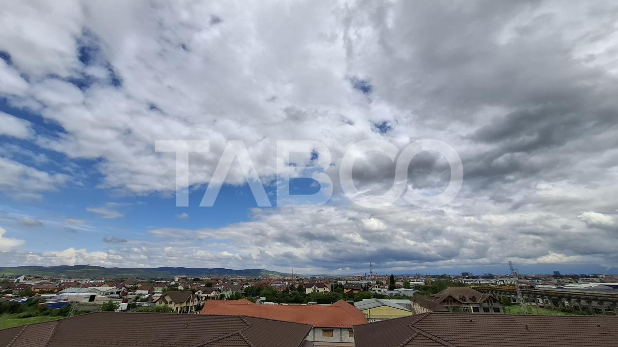 Apartament de inchiriat 3 camere 2 balcoane bloc cu lift Sibiu