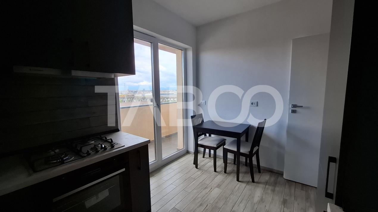 Apartament de inchiriat 3 camere 2 balcoane bloc cu lift Sibiu
