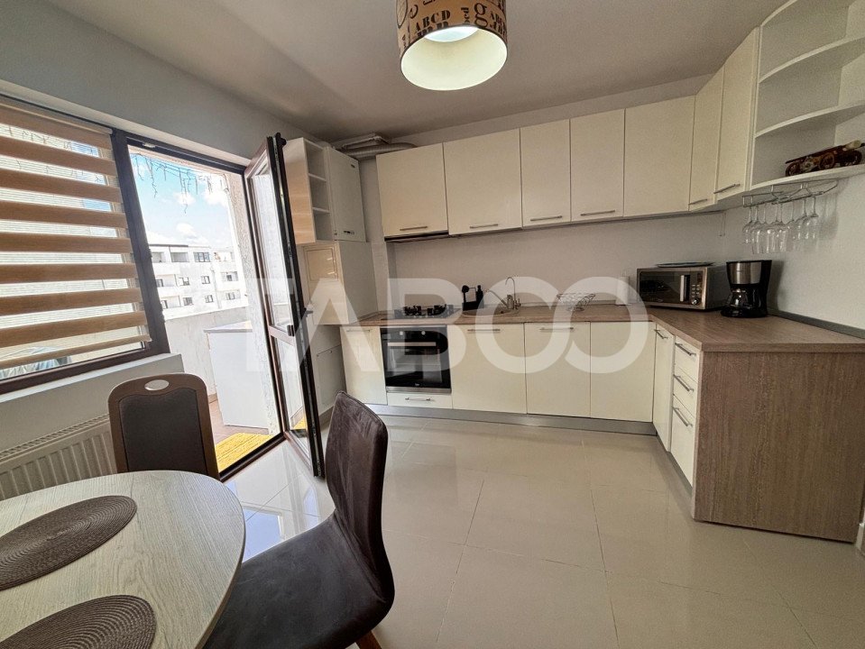 Apartament de închiriat 3 camere 2 balcoane lift Doamna Stanca 