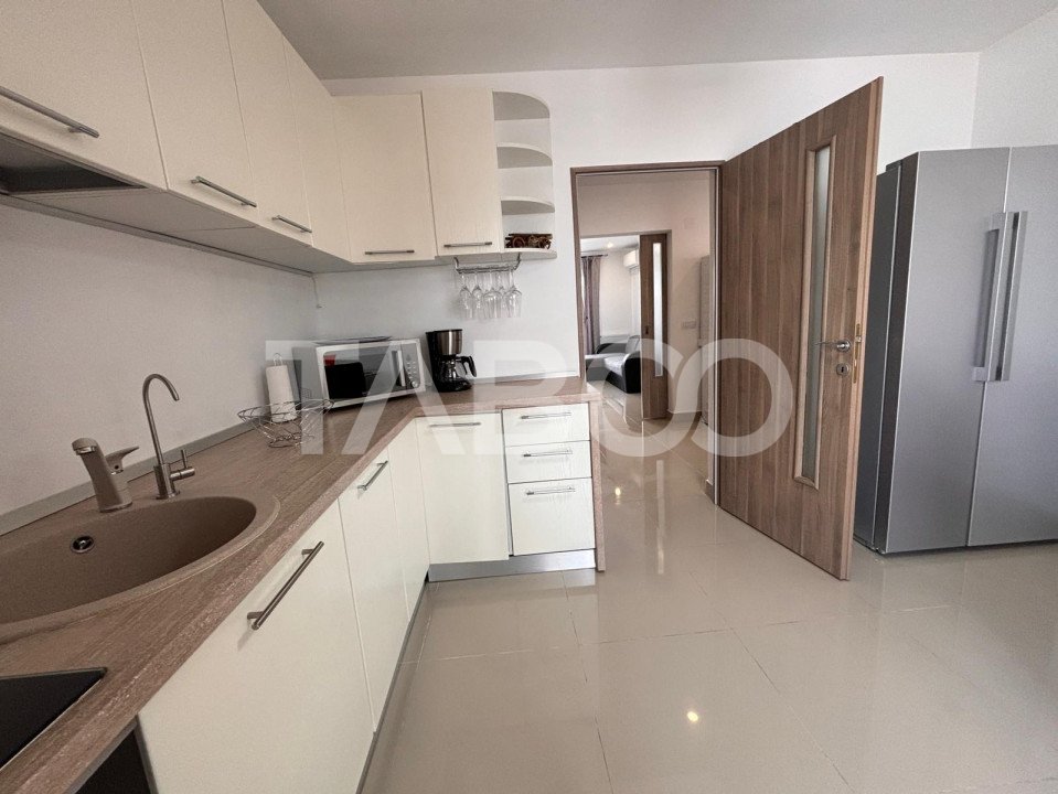 Apartament de închiriat 3 camere 2 balcoane lift Doamna Stanca 