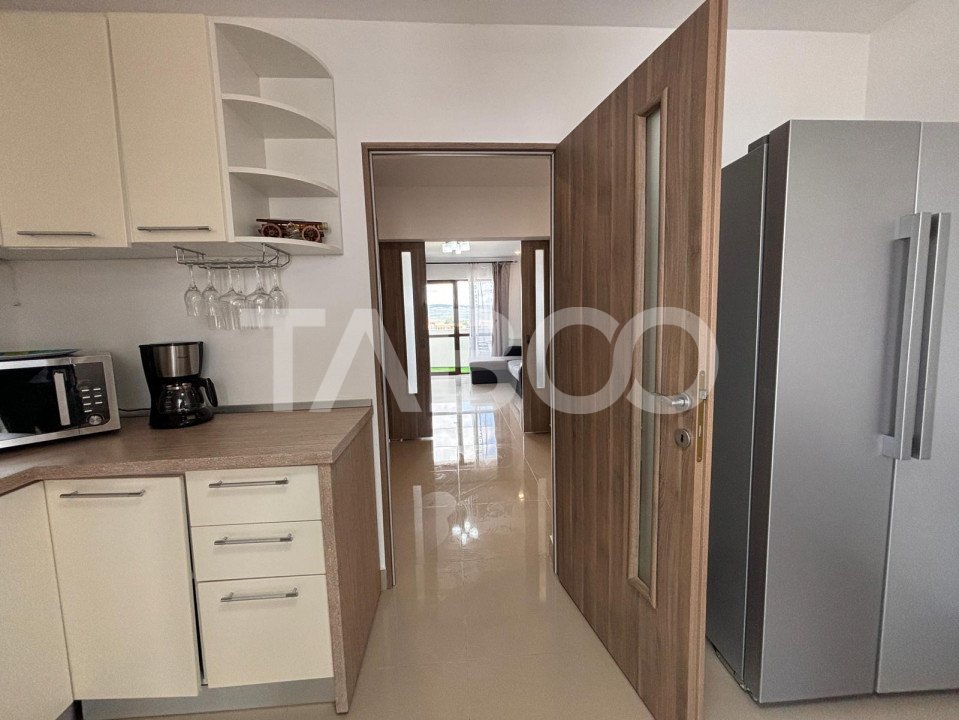 Apartament de închiriat 3 camere 2 balcoane lift Doamna Stanca 