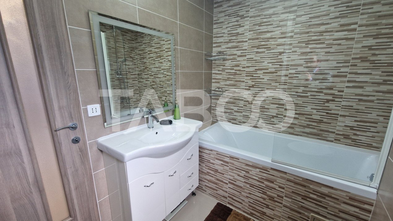 Apartament de închiriat 3 camere 2 balcoane lift Doamna Stanca 