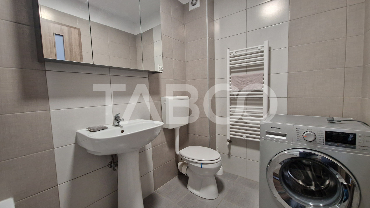 Apartament de închiriat 3 camere balcon parcare Magnolia Sibiu