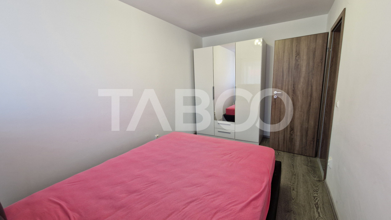 Apartament de închiriat 3 camere balcon parcare Magnolia Sibiu