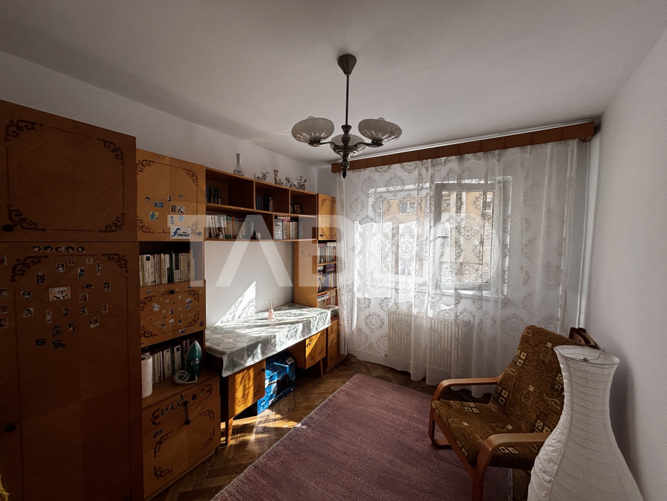 Apartament de inchiriat 3 camere complet mobilat utilat Strand