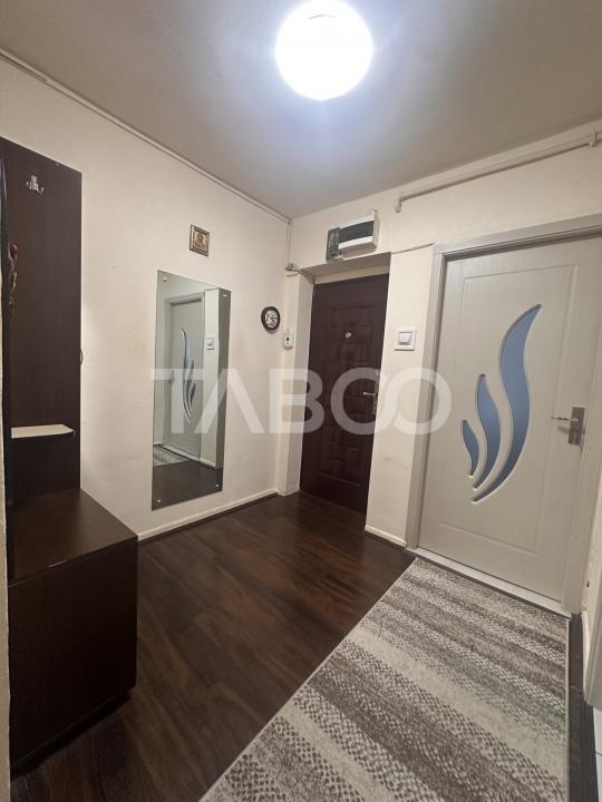 Apartament de inchiriat 3 camere cu balcon doua dormitoare in Terezian