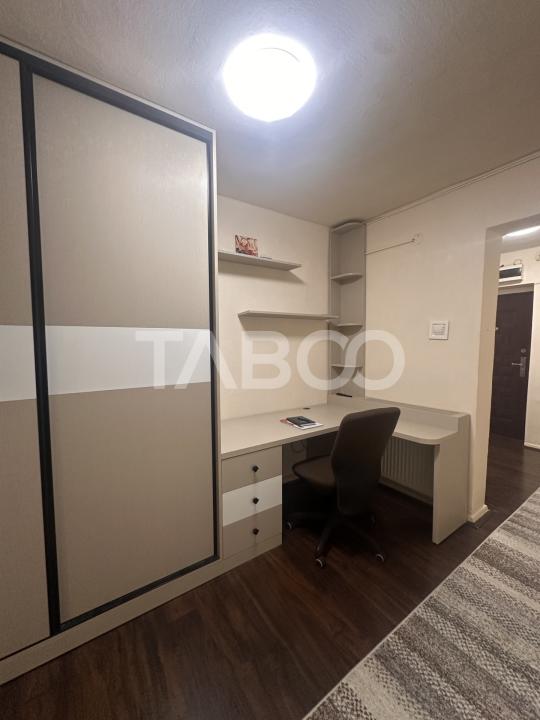 Apartament de inchiriat 3 camere cu balcon doua dormitoare in Terezian