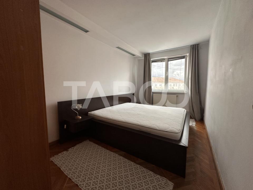 Apartament de inchiriat 3 camere decomandat utilat Mihai Viteazul