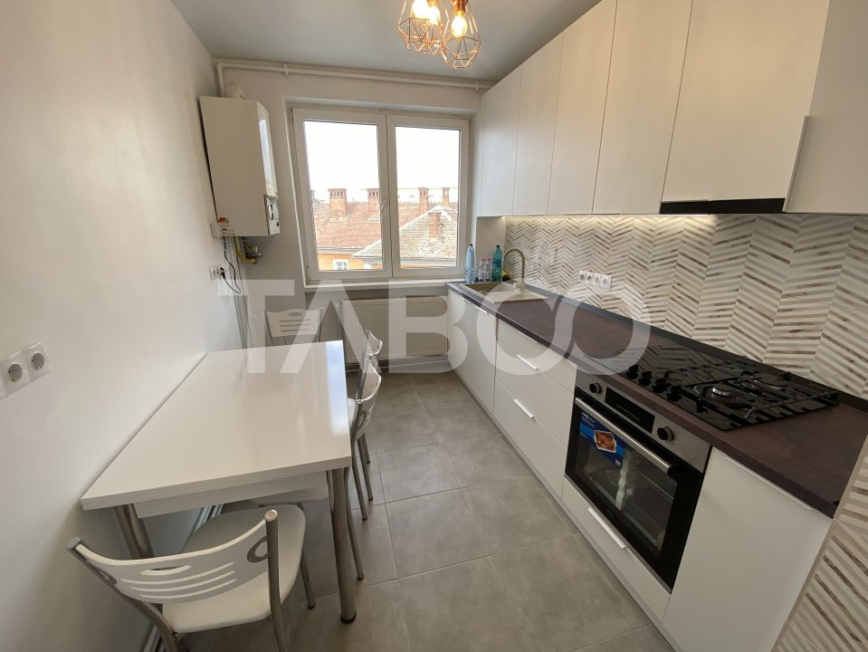 Apartament de inchiriat 3 camere decomandate 62 mp Sibiu Central