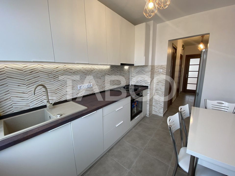 Apartament de inchiriat 3 camere decomandate 62 mp Sibiu Central