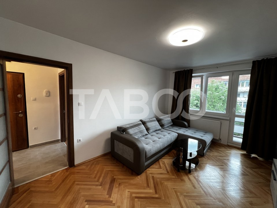 Apartament de inchiriat 3 camere decomandate 62 mp Sibiu Central